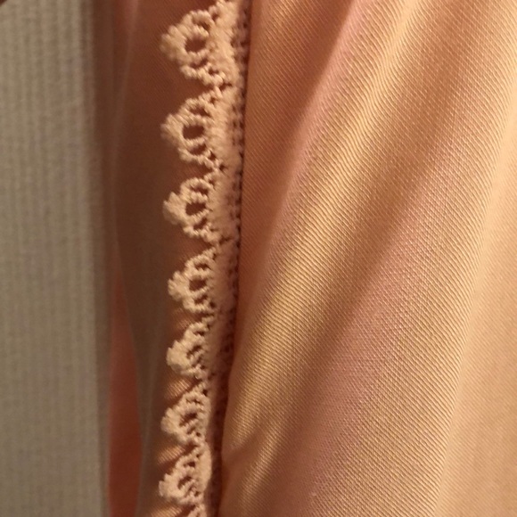 Torrid pink top. - Picture 4 of 6